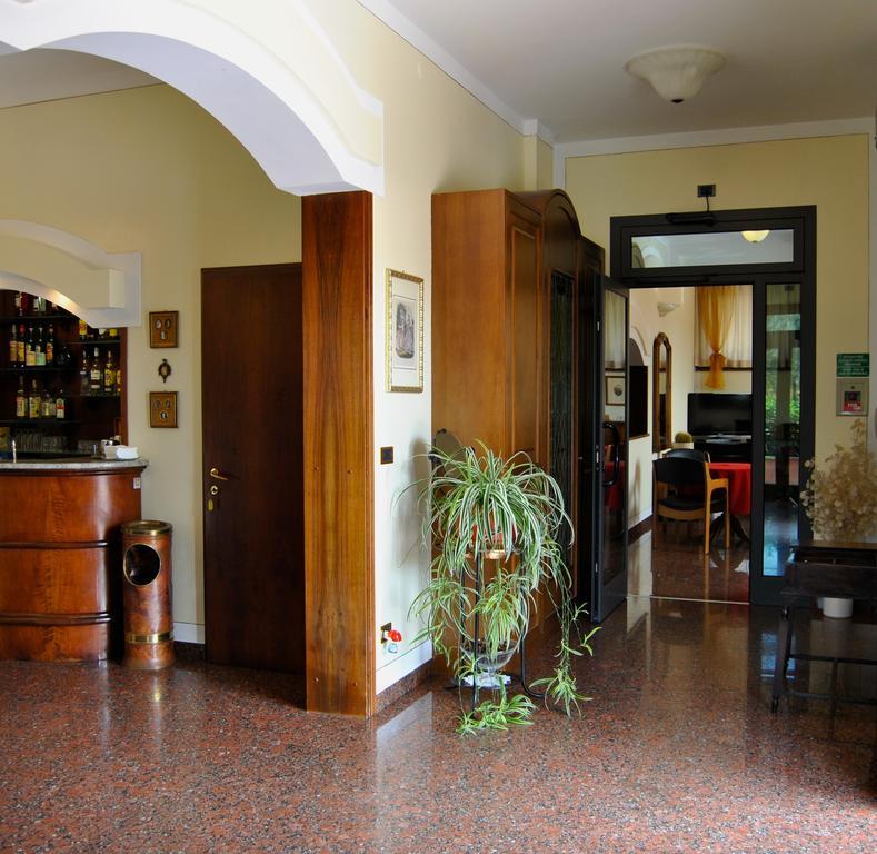 Hotel Aquila Castelfranco Emilia Exterior photo
