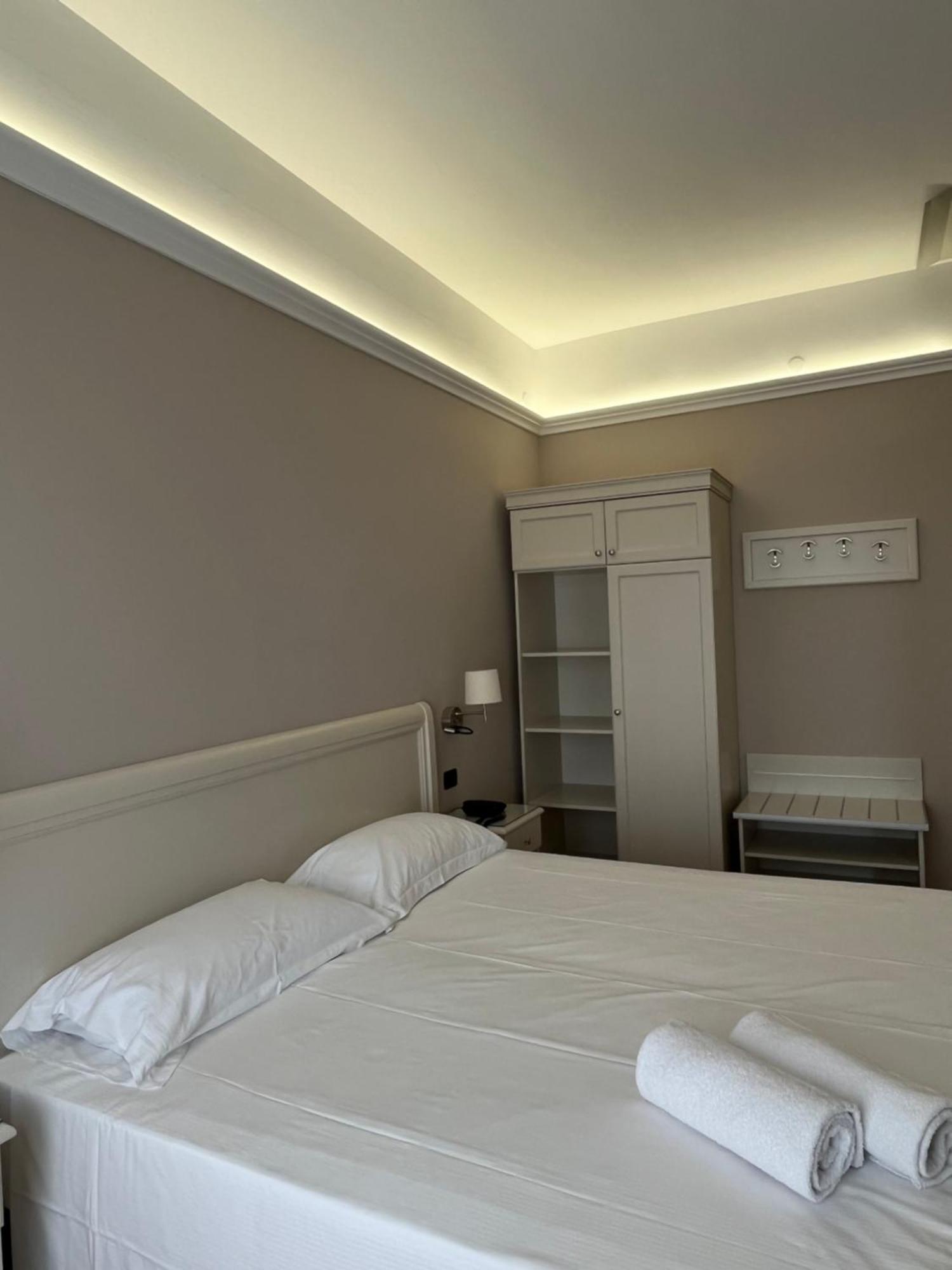 Hotel Aquila Castelfranco Emilia Exterior photo