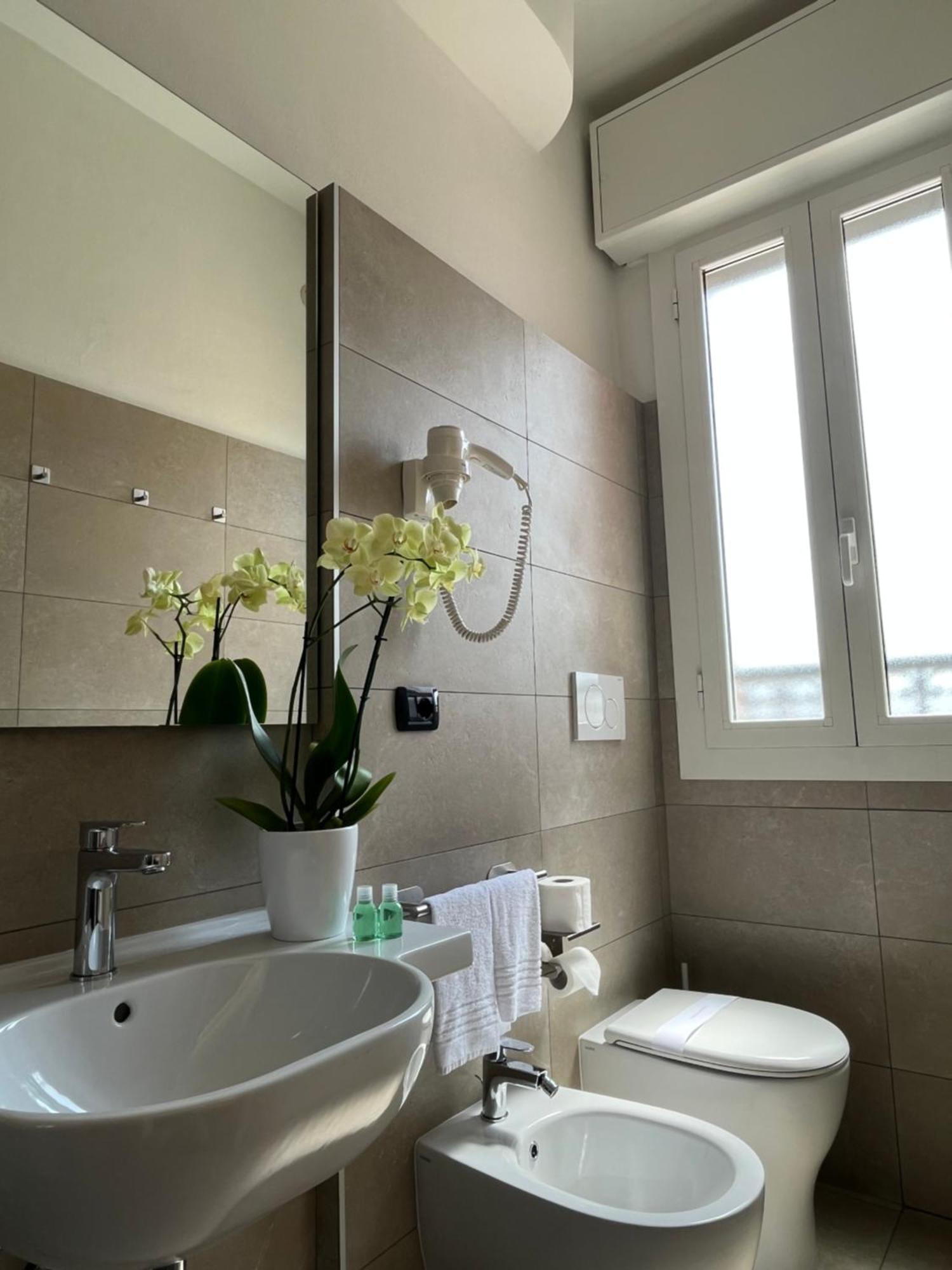 Hotel Aquila Castelfranco Emilia Exterior photo